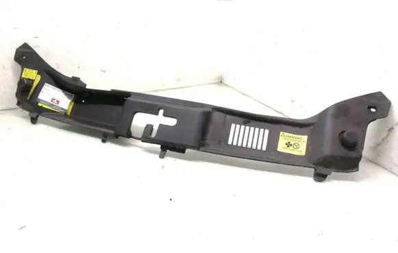 Volvo V50 Radiator trim 30716338
