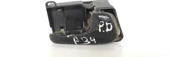 Volkswagen PASSAT B4 Front door interior handle 3A0837236