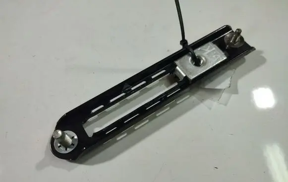 Opel Signum Seat belt adjustment rail 210305