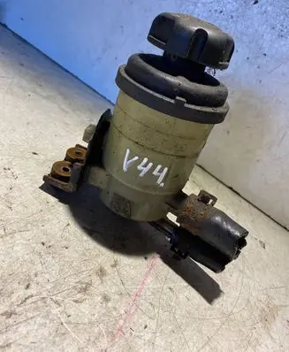 KIA Carens II Power steering fluid tank/reservoir