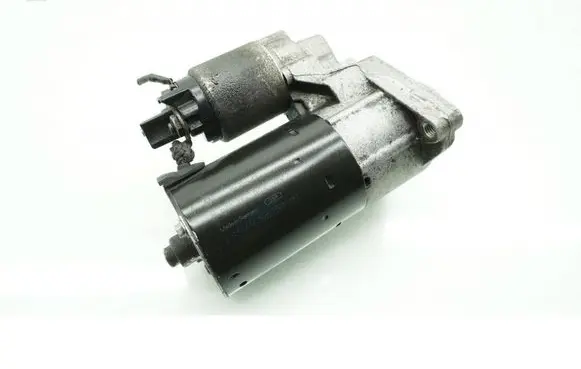 Renault Captur Starter motor 0001136008