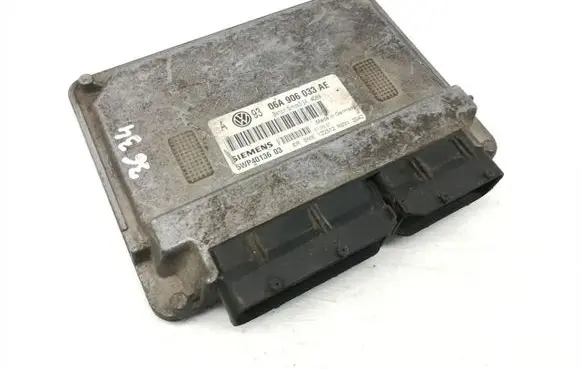 Volkswagen Golf IV Engine control unit/module 06A906033AE 5WP40136