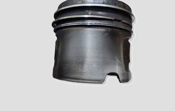 BMW 1 E81 E87 Piston N47D20C