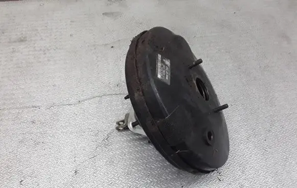 Mazda 3 I Brake booster BP8J43950B 3N6128195EJ