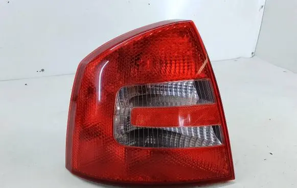 Skoda Octavia Mk2 (1Z) Rear/tail lights