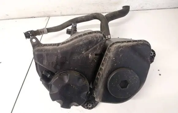 BMW 5 F10 F11 Coolant expansion tank/reservoir 17137601949 1713760194903