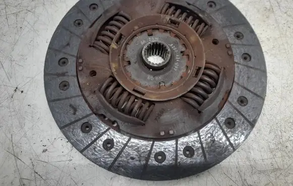 Opel Vivaro Clutch set kit 8200247241