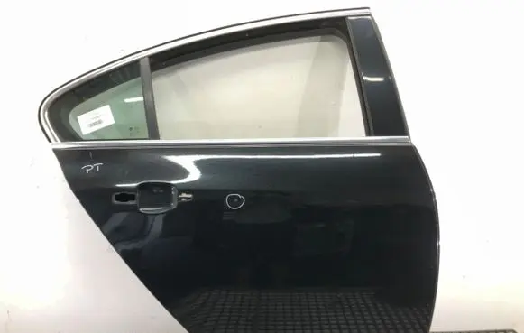 Rear door