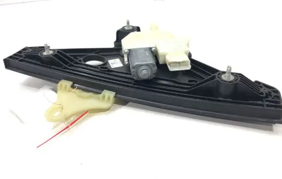 Renault Clio V Rear door window regulator with motor 827217837R