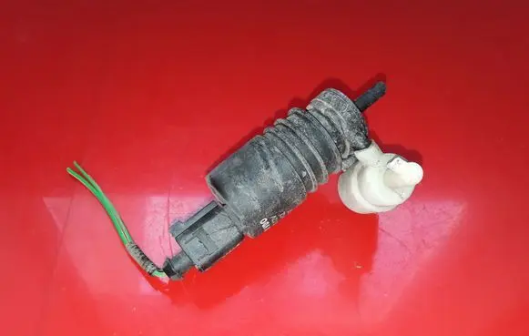 Volkswagen Transporter - Caravelle T5 Windscreen/windshield washer pump 3043125