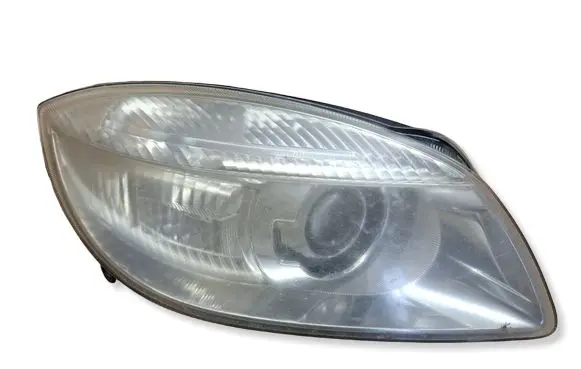 Skoda Fabia Mk2 (5J) Headlight/headlamp 24783200