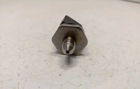 Fuel pressure sensor