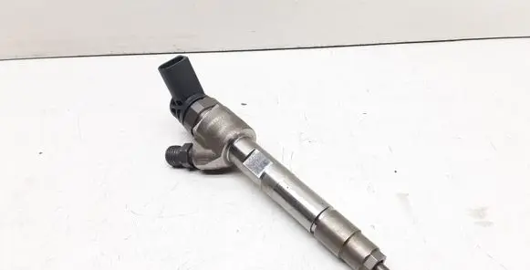 BMW 1 F20 F21 Fuel injector 8515061