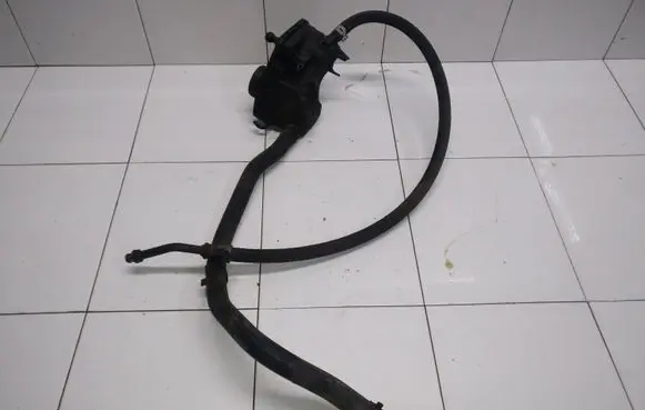 Cadillac BLS Power steering fluid tank/reservoir