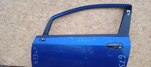 Fiat Punto (176) Front door