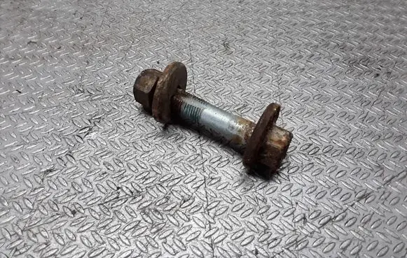 Volkswagen Touareg I Rear suspension camber bolt 