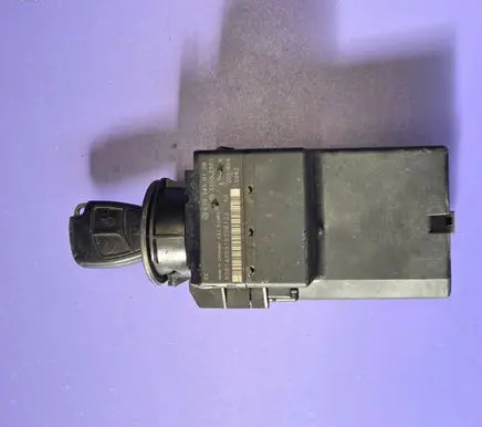 Mercedes-Benz Vito Viano W639 Ignition lock 6395450108 0206123 33002301
