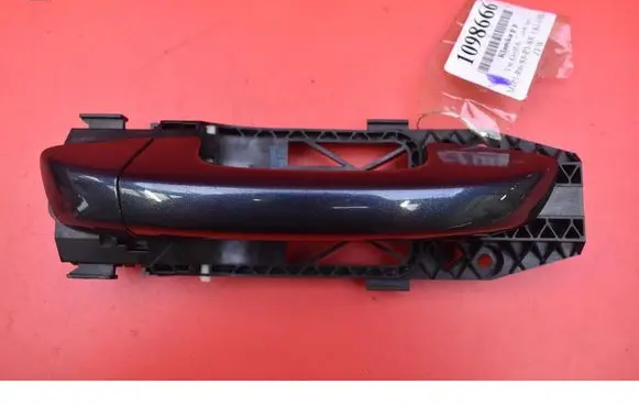 Volkswagen Golf V Front door exterior handle 5N0839885G