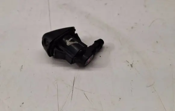 Toyota Corolla Verso AR10 Windshield washer spray nozzle 8538164020