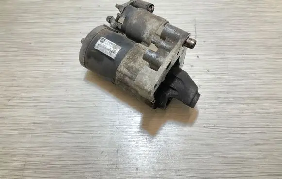 Peugeot 308 Starter motor 755001780