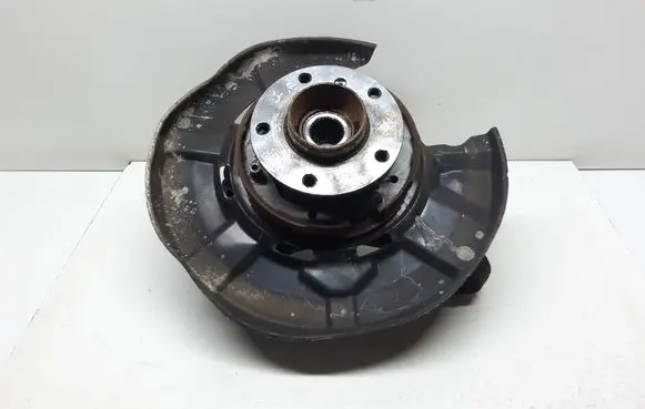 Rear wheel hub spindle/knuckle