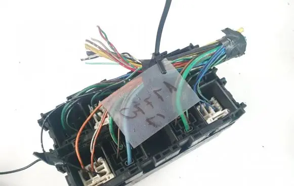 Nissan Primera Fuse box set