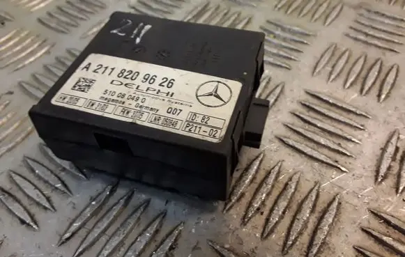 Mercedes-Benz E W211 Alarm control unit/module A2118209626 2118209626