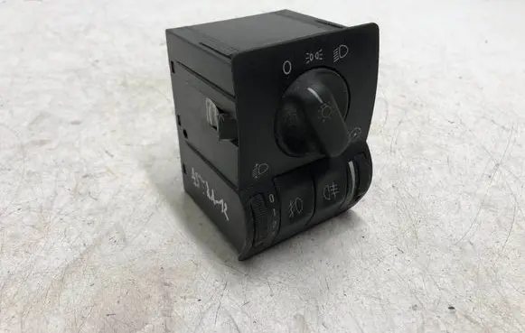 Light switch