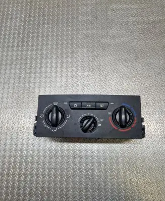 Peugeot 207 Climate control unit 69910004 170018 1072080F