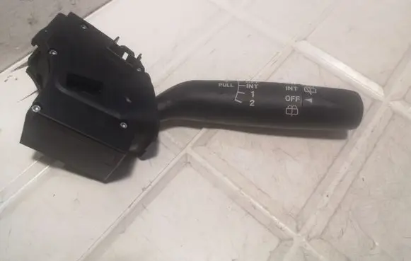 Mazda 2 Wiper control stalk 01242500
