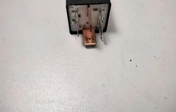 Opel Astra F Other relay 90464952 899052000