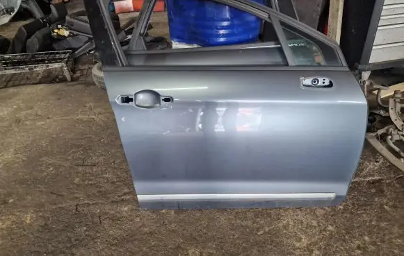Citroen C5 Front door