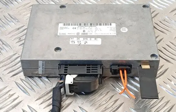 Audi A6 S6 C6 4F Bluetooth control unit module 4E0862335 4E0910336F