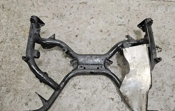 BMW 7 E38 Front subframe 31111092323