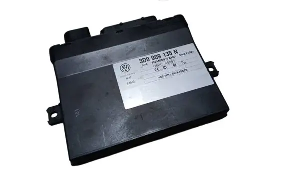 Volkswagen Touareg I Keyless (KESSY) go control unit/module 3D0909135N 5WK47021 5WK48825