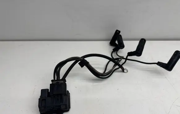 BMW 3 E90 E91 Glow plug pre-heat relay 0522120103