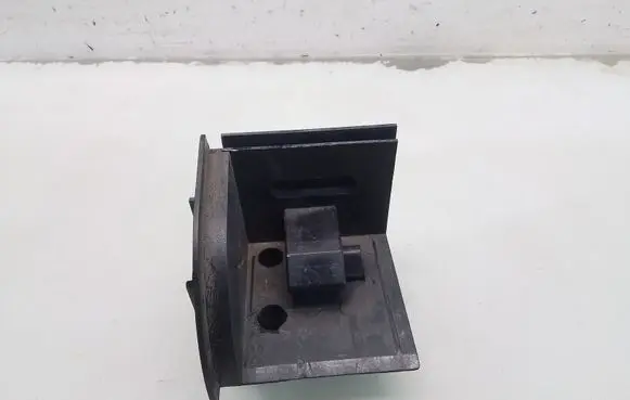 BMW 3 E46 Parcel shelf load cover mount bracket 7026709