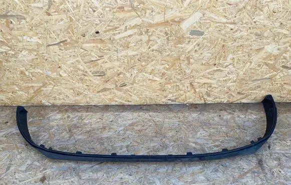 Renault Megane III Front bumper lip 