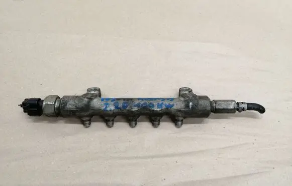 Fuel main line pipe