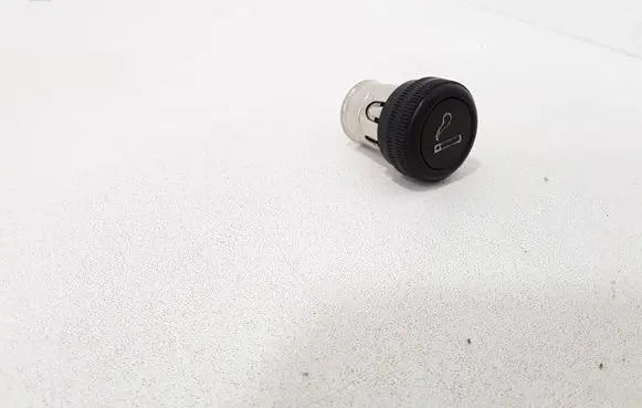 Opel Astra G Cigarette lighter 