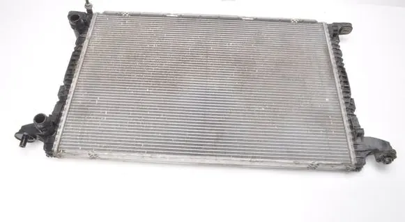 Audi Q5 SQ5 Coolant radiator 80A121251D