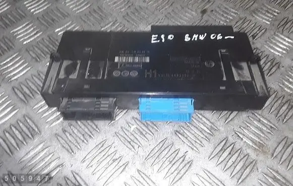BMW 3 E90 E91 Engine control unit/module 698330201