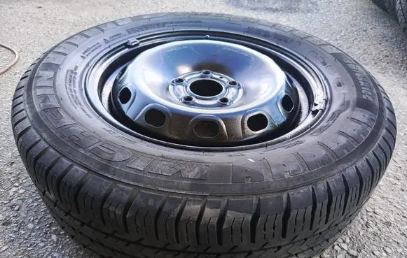 Opel Vivaro R16 spare wheel 