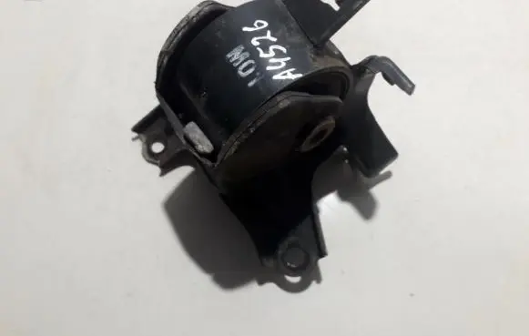 Hyundai Tucson JM Engine mount bracket 218142e000 21814-2e000