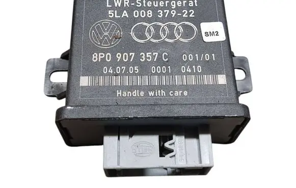 Audi A6 S6 C6 4F Light module LCM 8P0907357C 5LA00837922