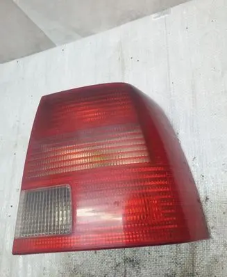 Volkswagen PASSAT B5 Rear/tail lights 3B5945096F