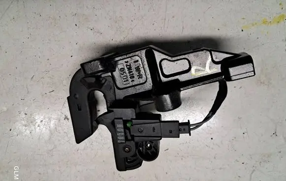 Mercedes-Benz CLK A209 C209 Convertible roof lock/latch 2098201910
