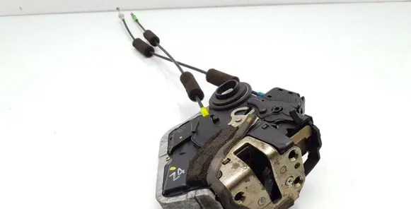 Lexus RX 300 Rear door lock