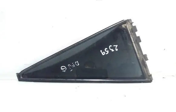 Toyota Corolla Verso E121 Rear vent window glass AS2
