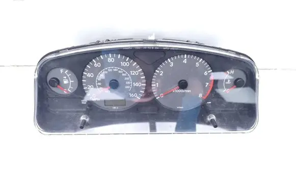 Toyota Avensis T220 Speedometer (instrument cluster) 8380005390